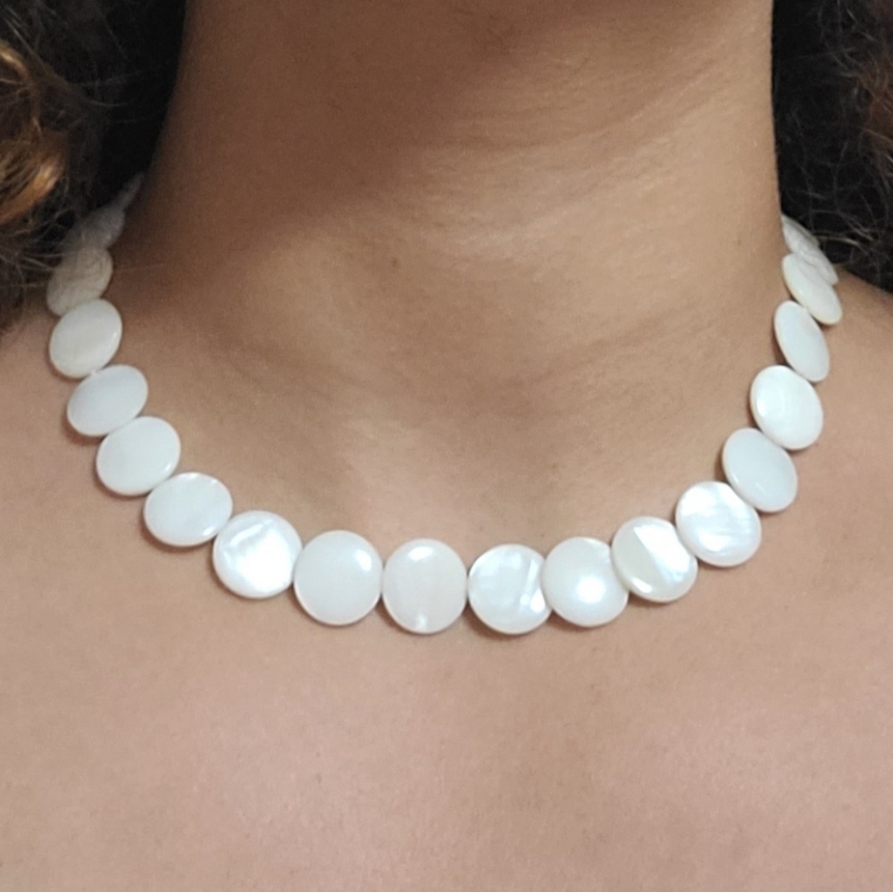 Antique Flat Mother of Pearl Necklace w/ Screw Clasp
